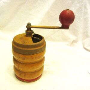 VTG BG COFFEE/PEPPER GRINDER WOOD BARREL W/METAL